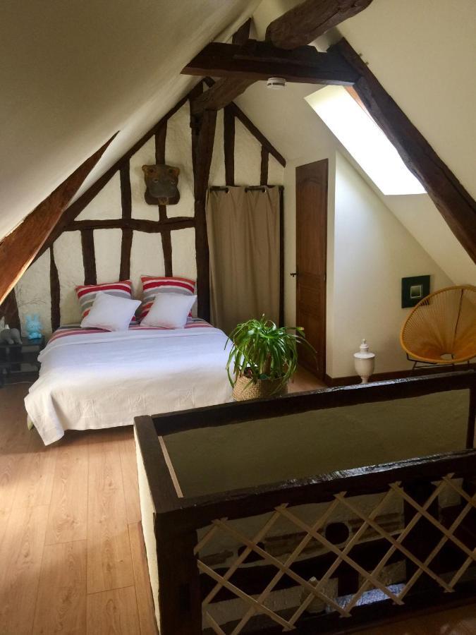 Les Glycines De Bougy Bed & Breakfast Екстериор снимка